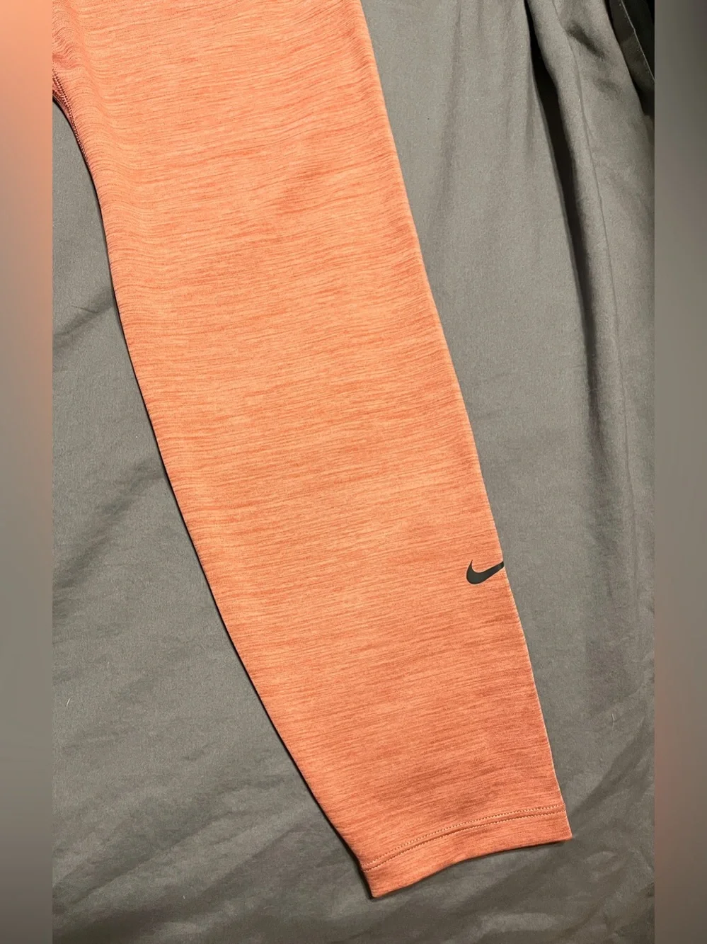 Women’s Nike pink leggings, size 1X